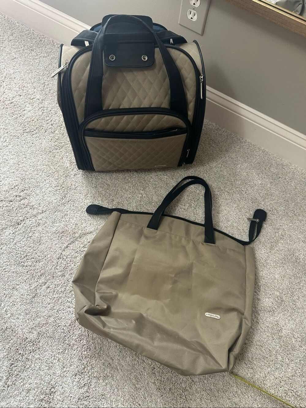 Travelon underseat roller bag and tote set